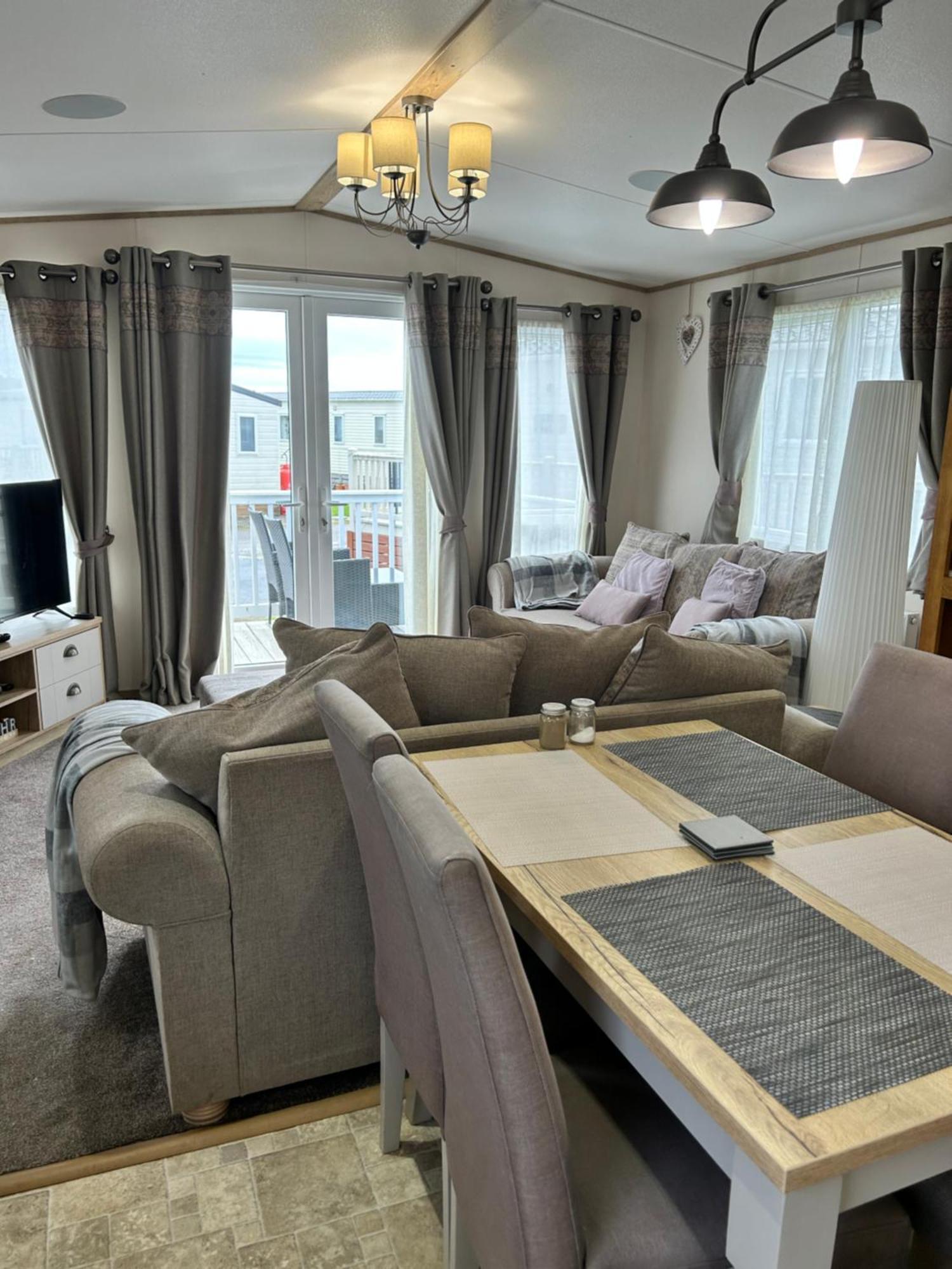 Roadnights Retreat Hotell Heysham Eksteriør bilde